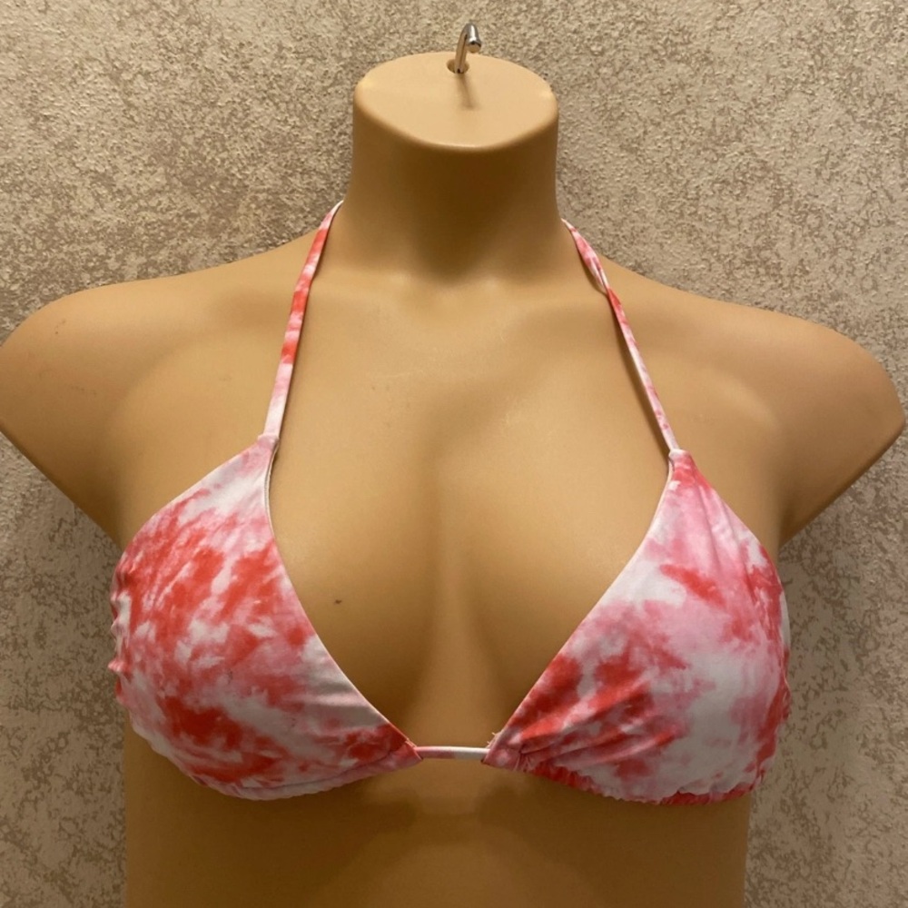 Fashion Nova Tie-Dye Bikini Top in Pink and White
